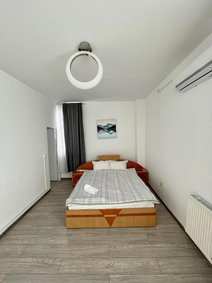 Luanaapartments #36 Otopeni Luaran gambar